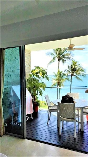 3 Bed Condo for Sale in  The Azure - Image 3