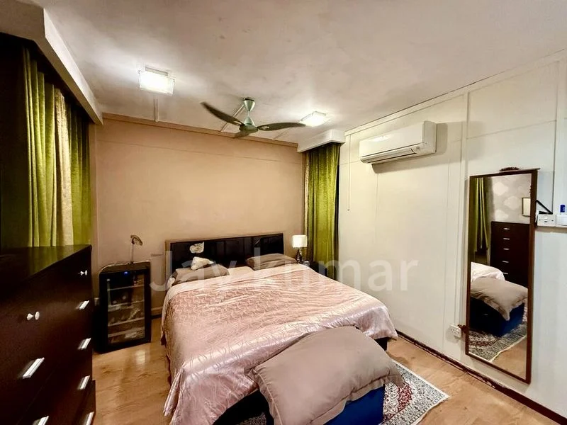 5 Room (5I) HDB for Sale in 261A Sengkang East Way - Image 6