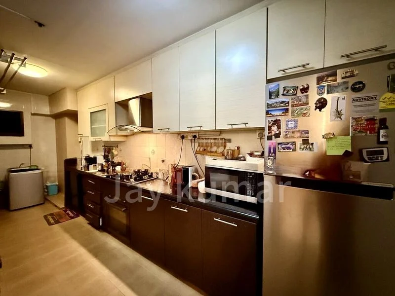 5 Room (5I) HDB for Sale in 261A Sengkang East Way - Image 7
