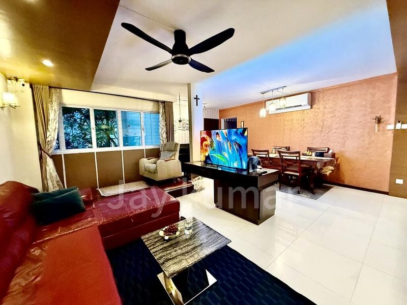 5 Room (5I) HDB for Sale in 261A Sengkang East Way - Image 1