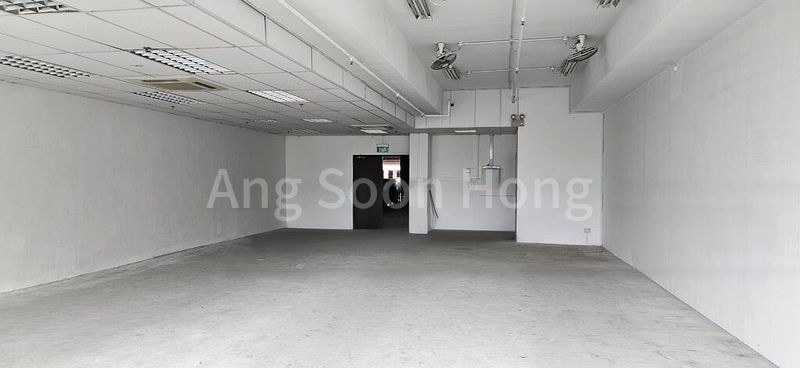 Light Industrial (B1) for Sale: Vertex, 1-5 Foundry Street, Light Industrial Complex & Shop - Image 2