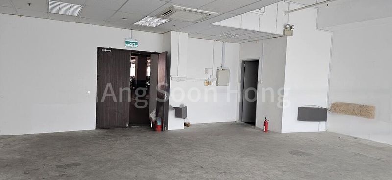 Light Industrial (B1) for Sale: Vertex, 1-5 Foundry Street, Light Industrial Complex & Shop - Image 6