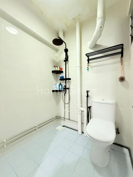 4 Room (4NG) HDB for Sale in 219 Serangoon Avenue 4 - Image 7