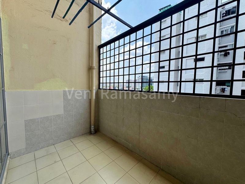 Maisonette HDB for Sale in 231 Hougang Street 21 - Image 6