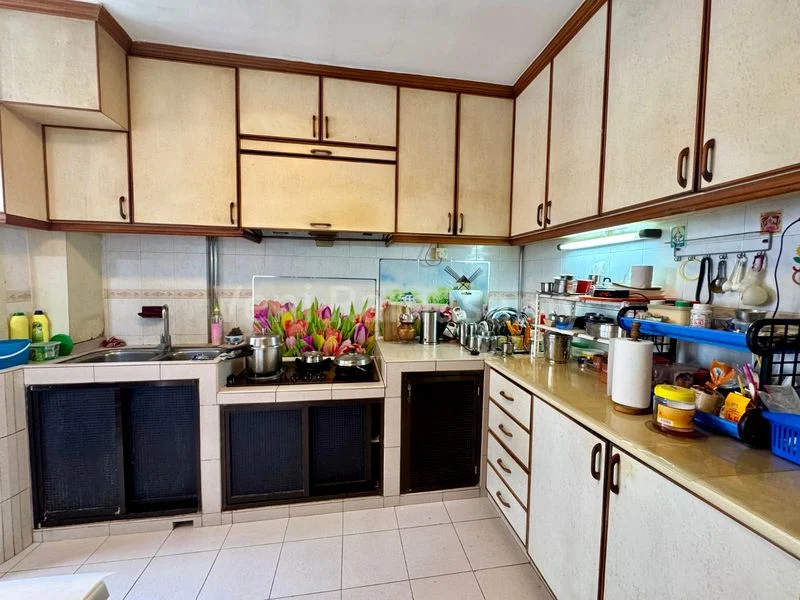 Maisonette HDB for Sale in 231 Hougang Street 21 - Image 4