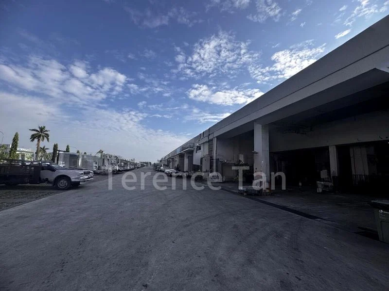 Factory / Workshop (B2) for Sale: The Index, 1,800 Sq Ft Industrial Unit on Bilton Way - Image 2