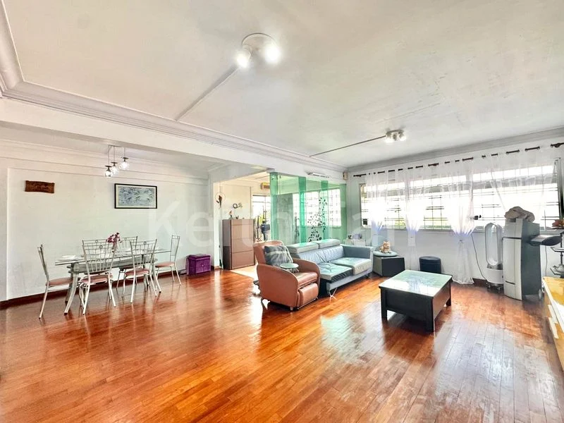 5 Room (5A) HDB for Sale in  872 Woodlands Street 81 - Image 4