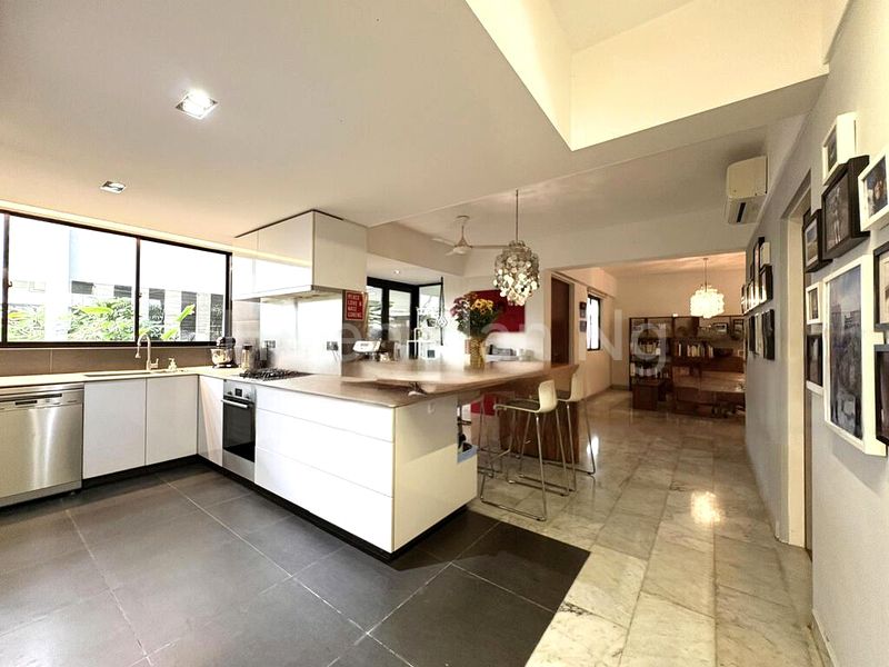 3 Bed Condo for Sale in  Bedok Court - Image 9