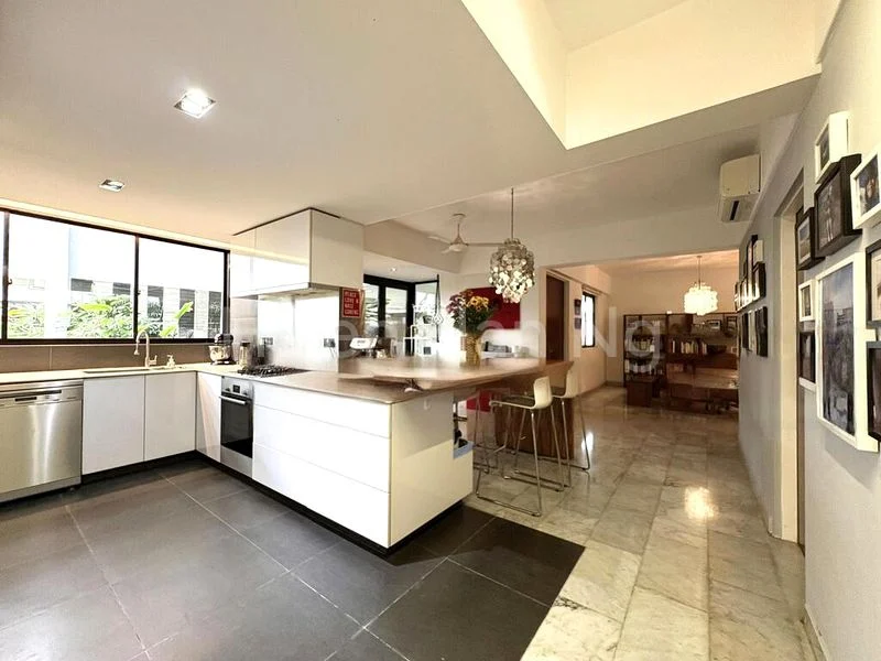 3 Bed Condo for Sale in  Bedok Court - Image 10