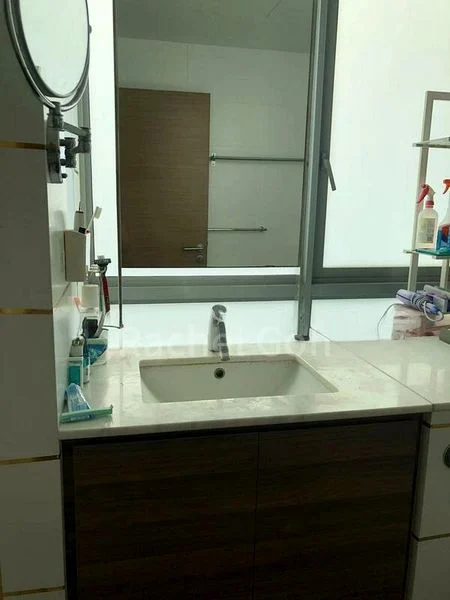 Master Room (Condo) for Rent in Double Bay Residences - Image 2