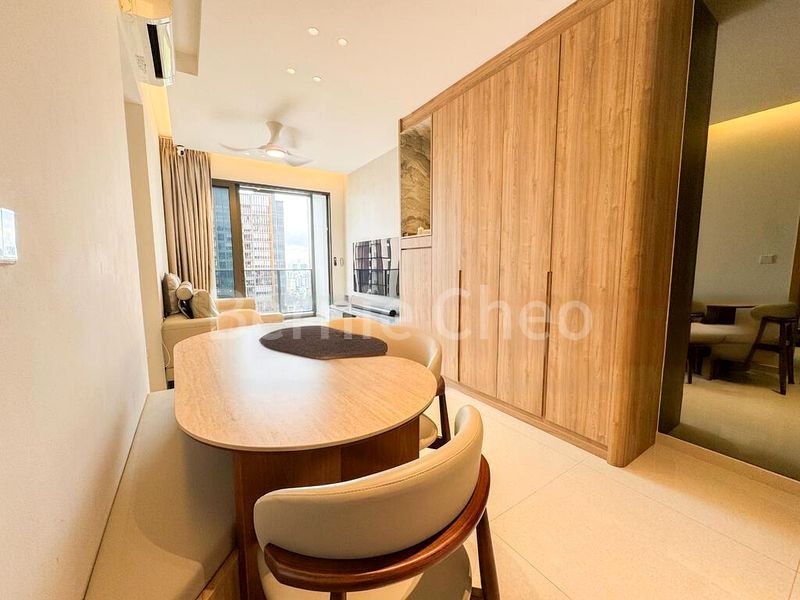 3 Bed Condo for Sale in  Midwood - Image 3