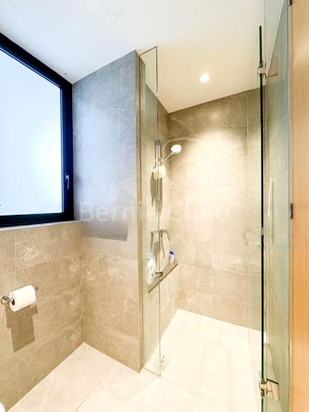 3 Bed Condo for Sale in  Midwood - Image 10