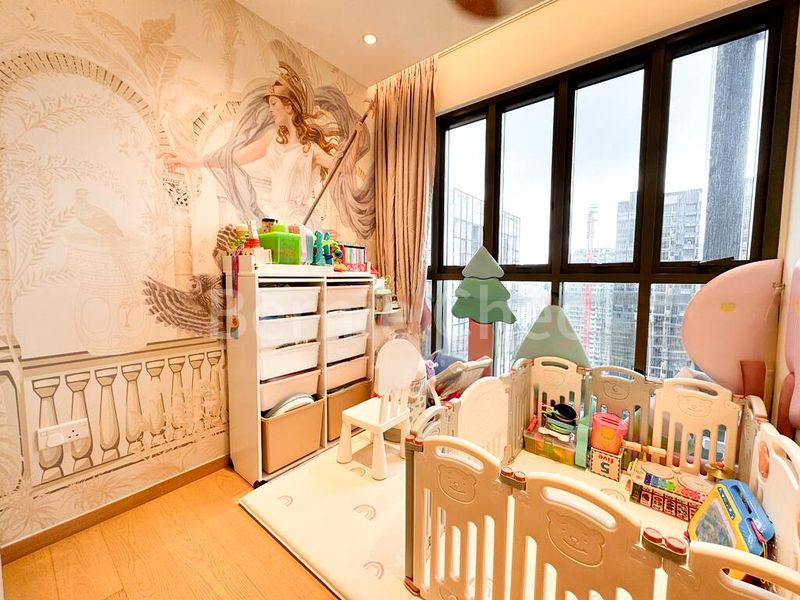 3 Bed Condo for Sale in  Midwood - Image 7