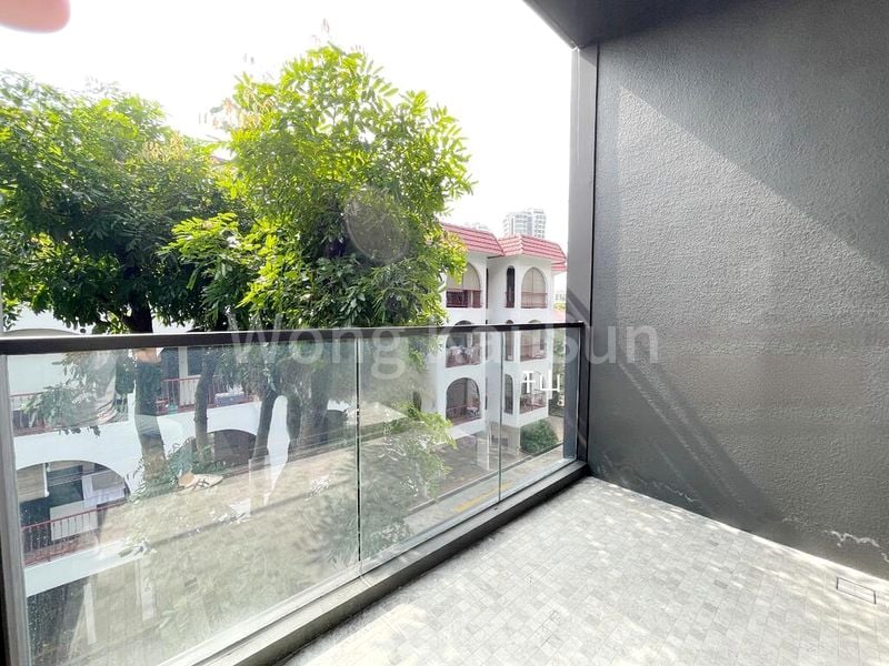 2 Bed Condo for Rent in Jervois Privé - Image 3