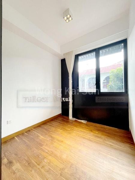 2 Bed Condo for Rent in Jervois Privé - Image 10