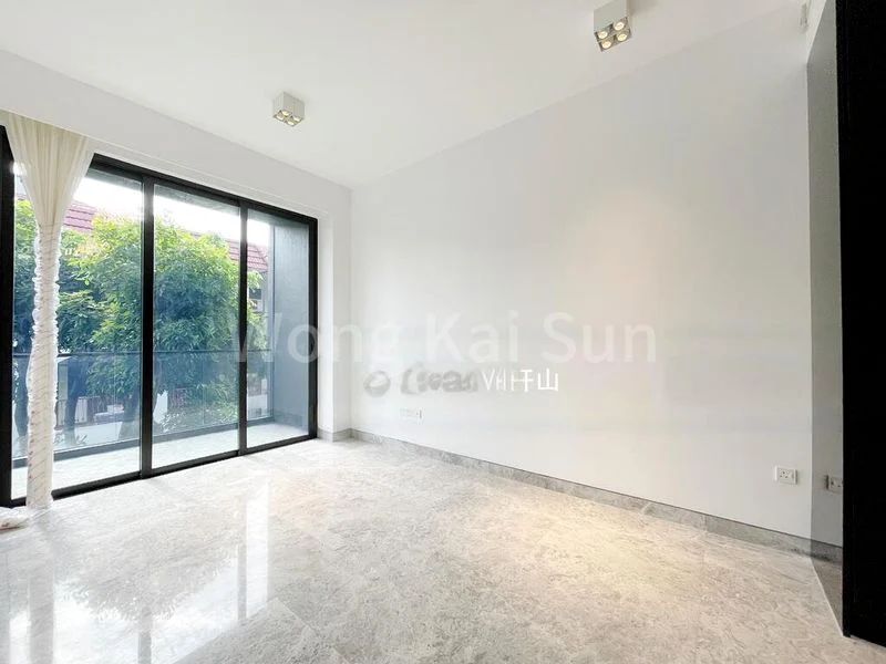 2 Bed Condo for Rent in Jervois Privé - Image 5