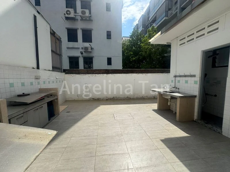 4 Bed Corner Terrace (Landed) for Sale around Still Road - Image 2