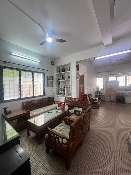 4 Bed Corner Terrace (Landed) for Sale around Still Road - Image 4