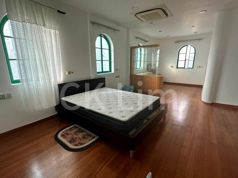 Room (Landed) for Rent in  Capitol Park - Image 3