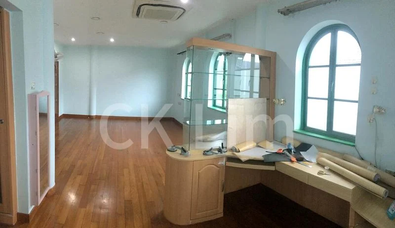 Room (Landed) for Rent in  Capitol Park - Image 6