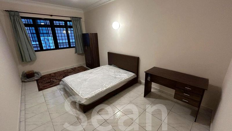 8 Bed Semi-Detached House (Landed) for Rent in Bright Centre - Image 2