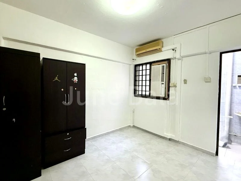 3 Room (3NG) HDB for Rent in  61 Telok Blangah Heights - Image 4