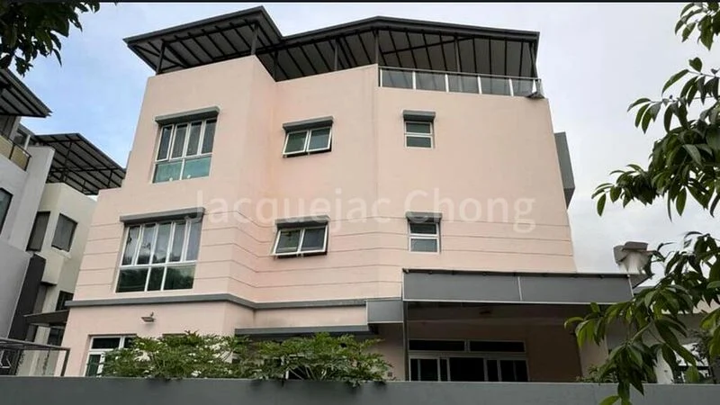 6 Bed Semi-Detached House (Landed) for Sale in  Watercove - Image 1
