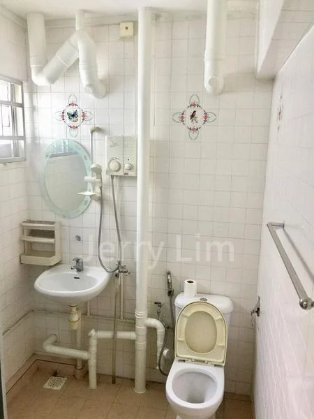 4 Room (4A) HDB for Rent in  115 Bukit Purmei Road - Image 4
