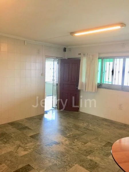 4 Room (4A) HDB for Rent in  115 Bukit Purmei Road - Image 8