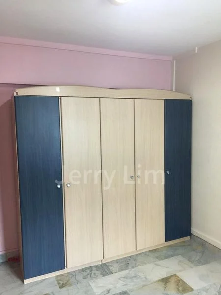 4 Room (4A) HDB for Rent in  115 Bukit Purmei Road - Image 3