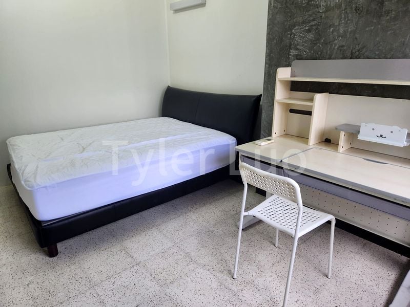 Common Room (Condo) for Rent in Fook Hai Building - Image 3