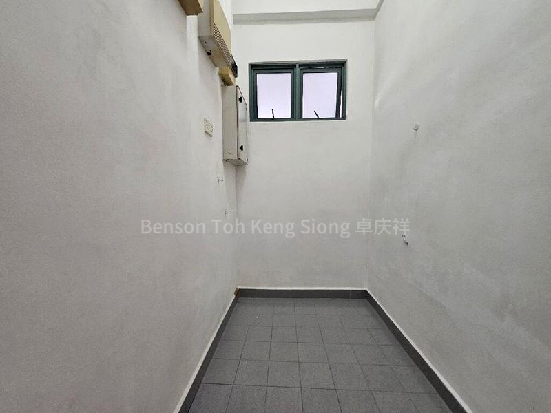 3 Bed Condo for Rent in  Fifth Avenue Condominium - Image 12