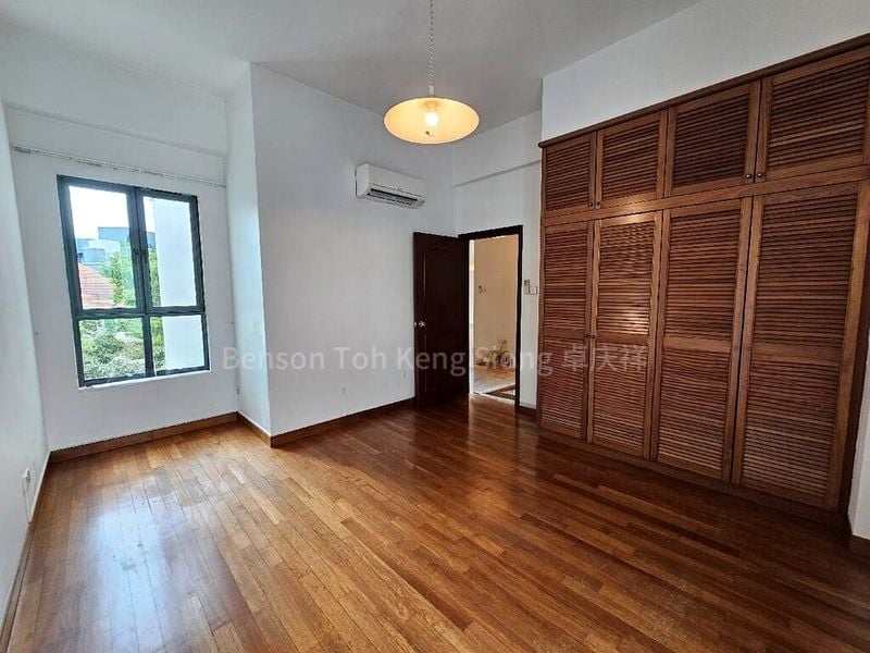 3 Bed Condo for Rent in  Fifth Avenue Condominium - Image 8