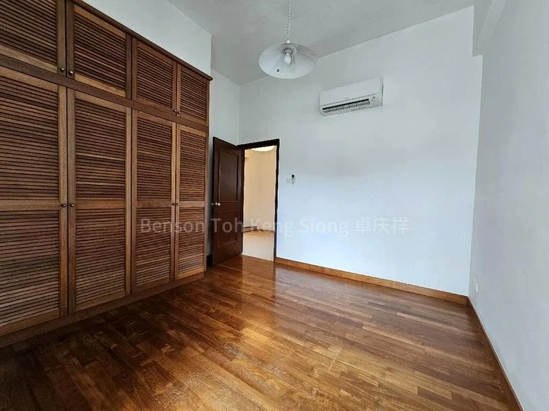 3 Bed Condo for Rent in  Fifth Avenue Condominium - Image 6