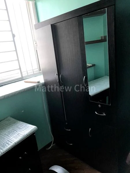 Common Room (Condo) for Rent in  The Esparis - Image 2