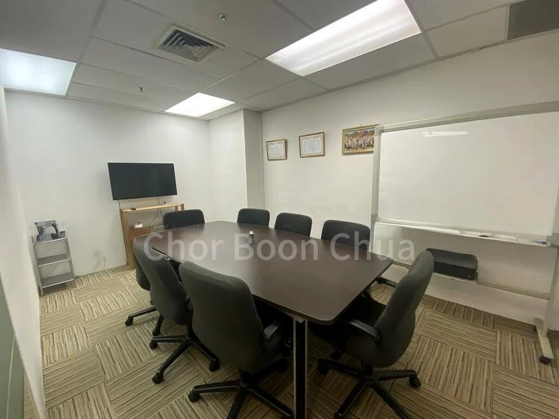 Office for Sale: International Plaza - Image 2