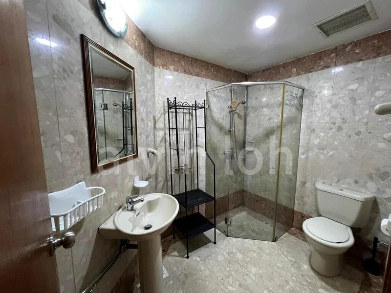 2 Bed Apartment (Condo) for Rent in  Harbourlights - Image 8