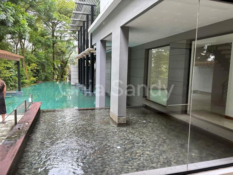 5 Bed Bungalow (Landed) for Rent in Gallop Gardens - Image 2