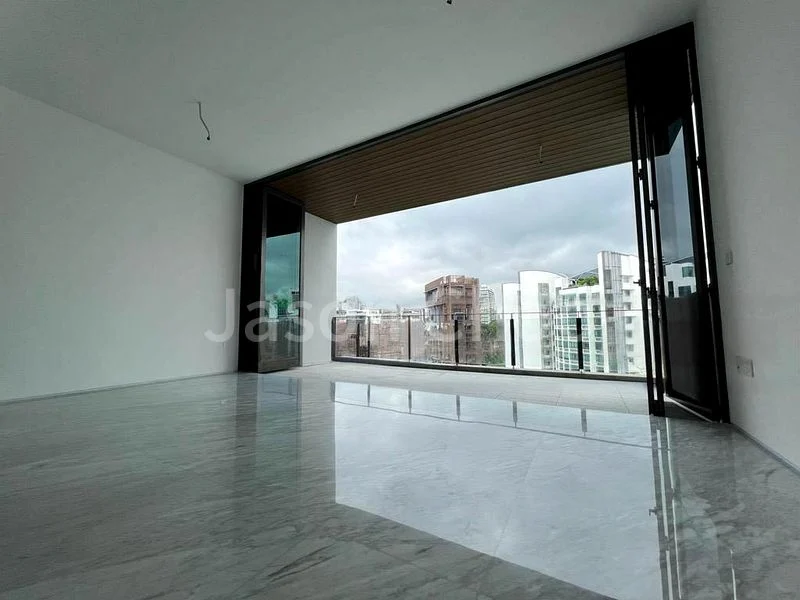 4 Bed Condo for Rent in  Sloane Residences - Image 2