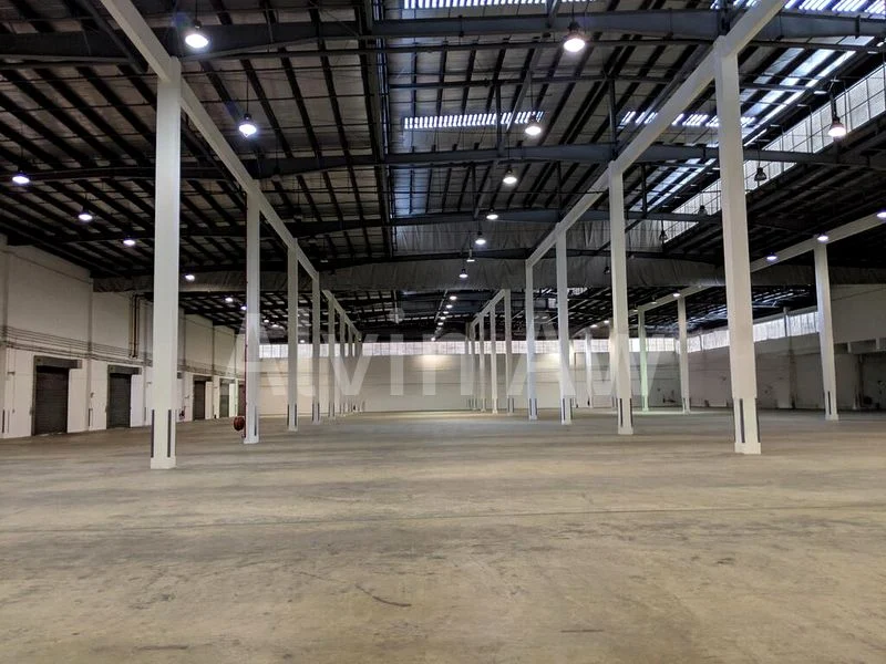 Warehouse for Rent: Tuas | Single-Storey | Ground Floor | Dedicated Loading Bays | Very Wide Access - Image 7