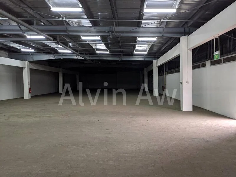 Warehouse for Rent: Tuas | Single-Storey | Ground Floor | Dedicated Loading Bays | Very Wide Access - Image 6