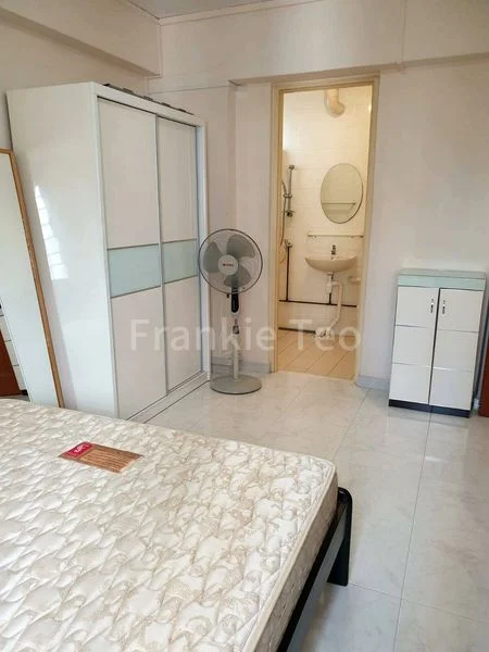 Master Room (HDB) for Rent in  26 Dover Crescent - Image 4