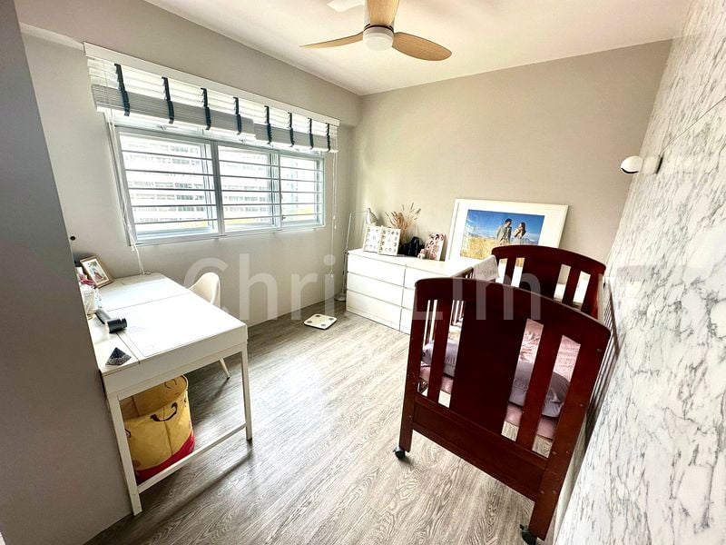 5 Room (5I) HDB for Sale in  166A Yung Kuang Road - Image 4