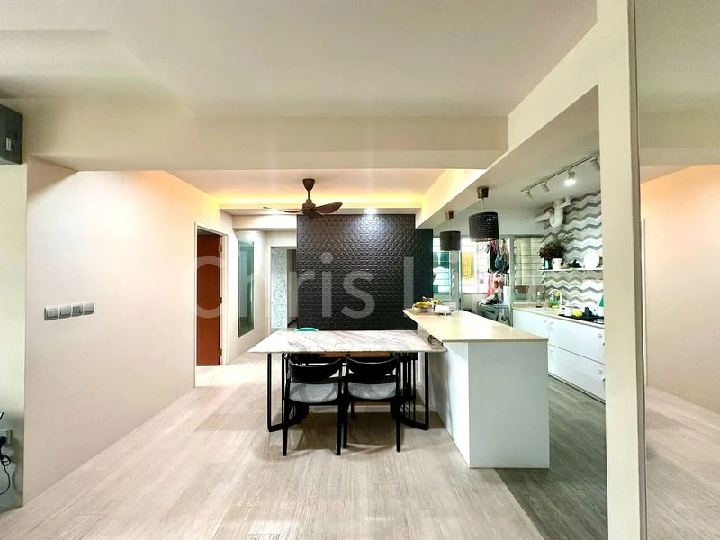 5 Room (5I) HDB for Sale in  166A Yung Kuang Road - Image 3