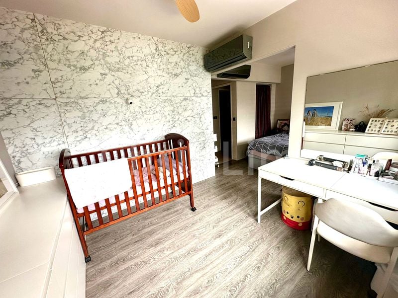 5 Room (5I) HDB for Sale in  166A Yung Kuang Road - Image 5