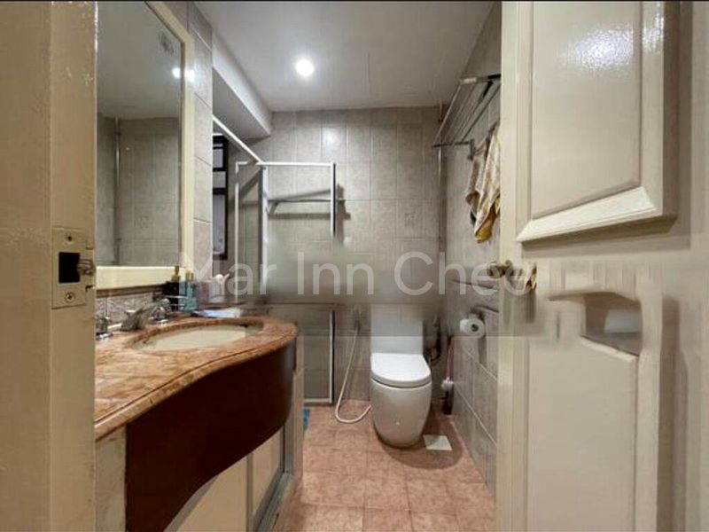 3 Bed Apartment (Condo) for Sale in  Parkview Apartments - Image 4