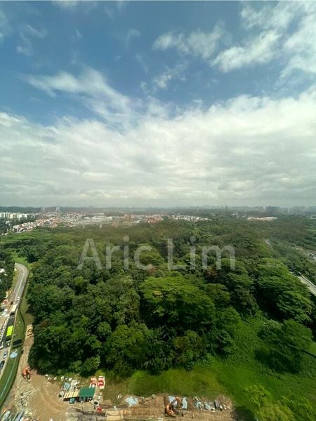 Light Industrial (B1) for Rent: Wcega Tower - Image 1