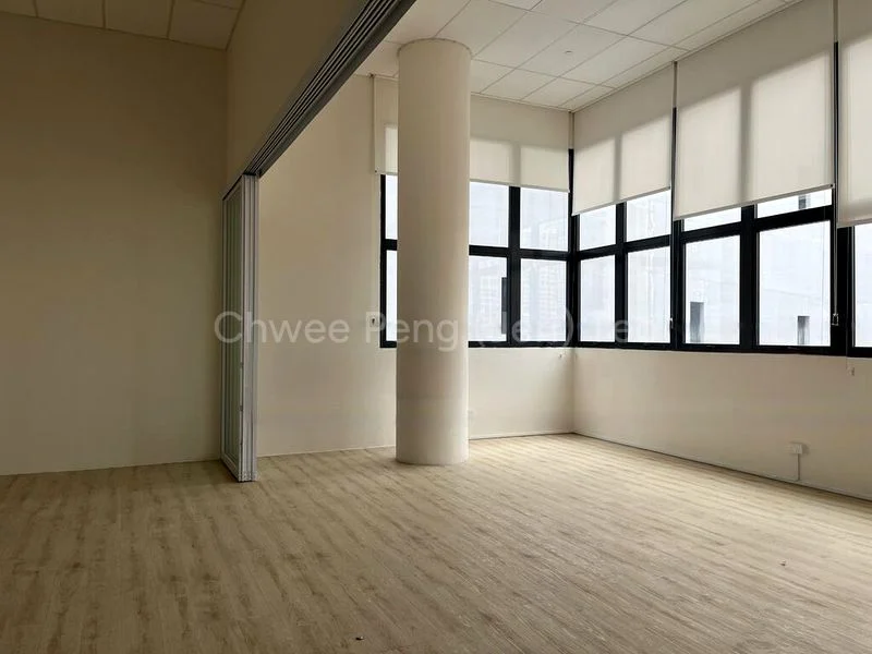 BS Centre - Image 10