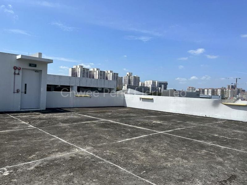 BS Centre - Image 13