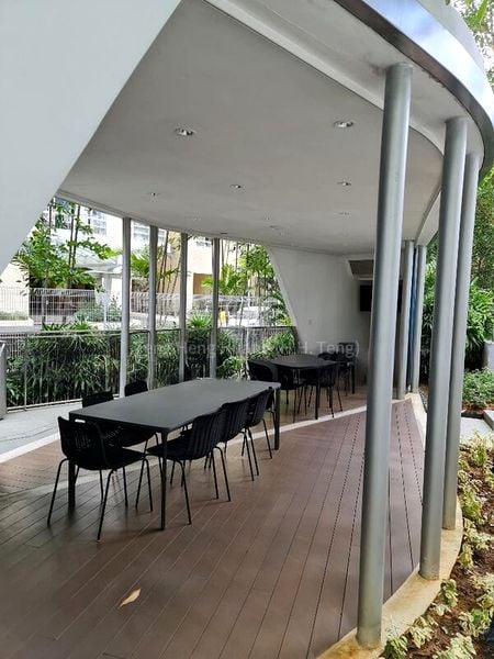 1 Bed Condo for Sale in  The Scotts Tower - Image 11